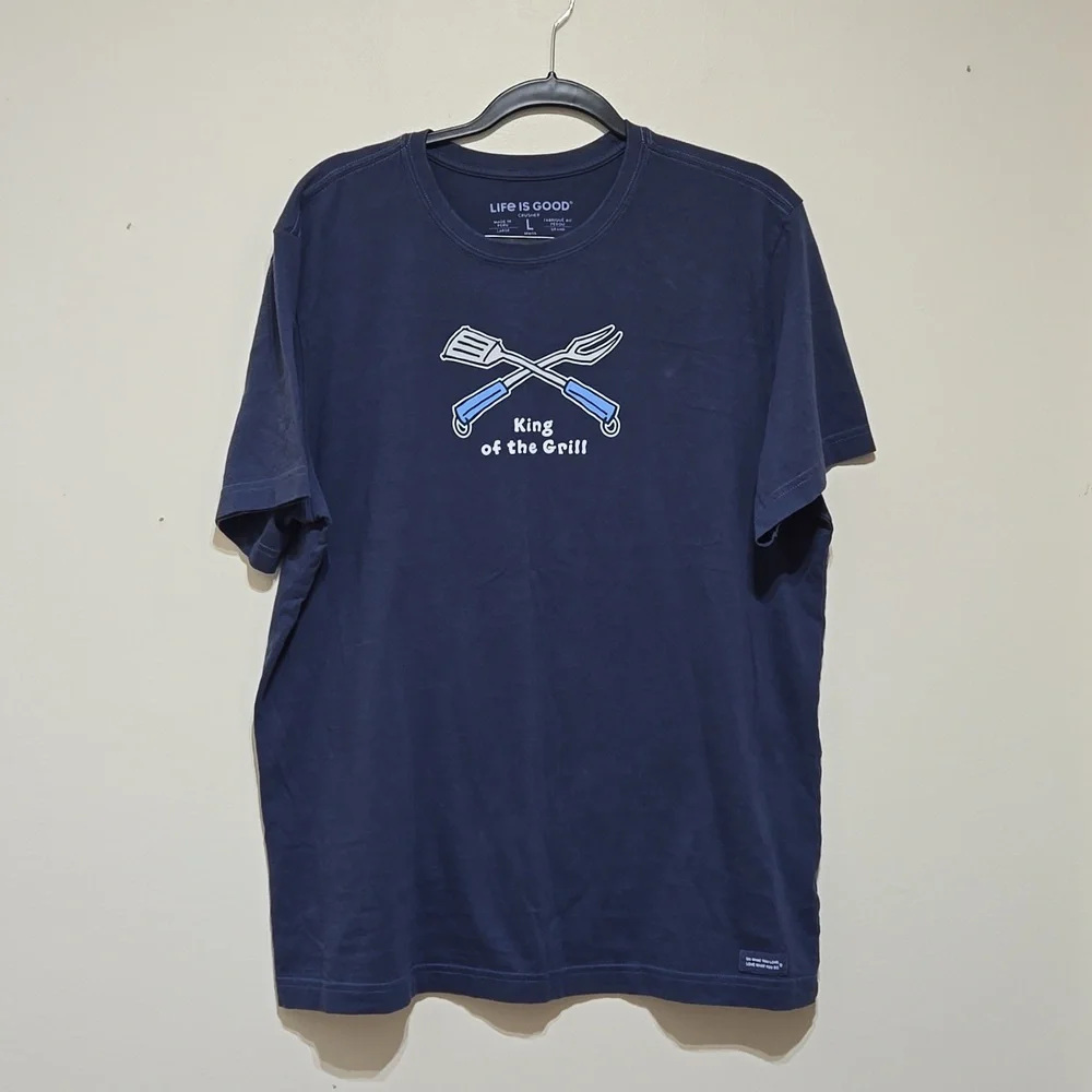 Life Is Good King Of The Grill Men's Crusher Short Sleeve Tee